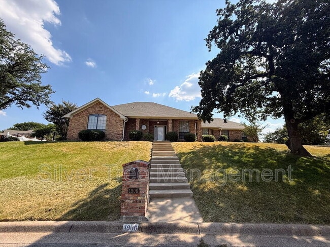 property at 1906 Country Brook Dr