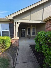 4010 W 103rd Pl S in Jenks, OK - Building Photo - Building Photo