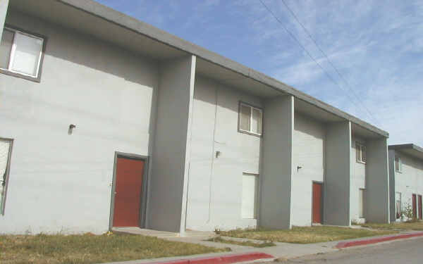 2157 E Pacheco Blvd in Los Banos, CA - Building Photo