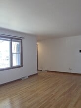 525 Yates Ave in Calumet City, IL - Building Photo - Building Photo