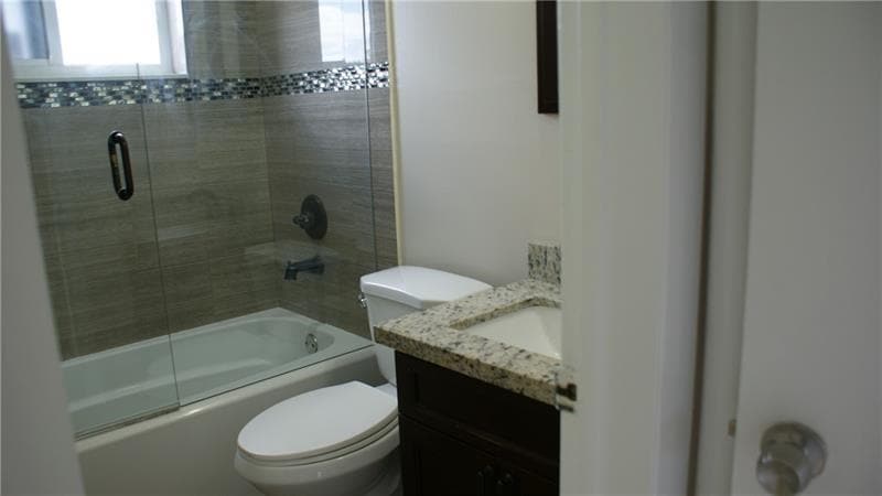 6109 SW 30th St in Miramar, FL - Building Photo
