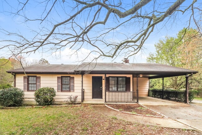 property at 1676 Grayson Pkwy