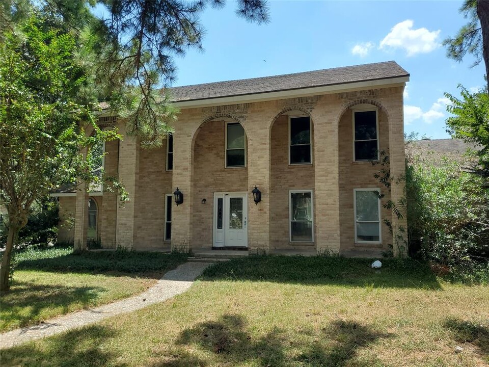 17903 Nanes Dr in Houston, TX - Building Photo