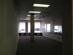 84 W Main St in Somerville, NJ - Building Photo - Other