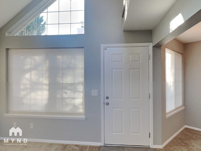 13803 E Lehigh Ave in Aurora, CO - Building Photo - Building Photo