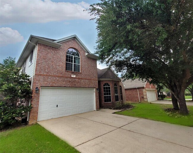 9210 E Lake Dr