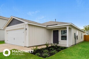 822 Shady Brk in New Braunfels, TX - Building Photo