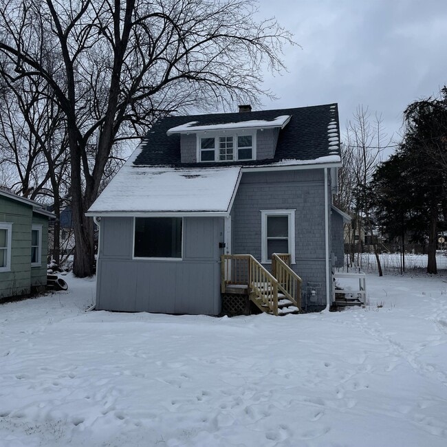 property at 191 Baldwin Ave