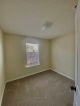 1082 Antigua Cir in Pensacola, FL - Building Photo - Building Photo