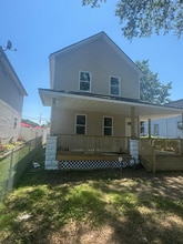 6211 Lawn Ave in Cleveland, OH - Building Photo - Building Photo
