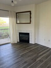 5427 S Dover St, Unit 102 in Denver, CO - Building Photo - Building Photo