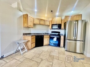 2268 Pintura Dr in Saint George, UT - Building Photo - Building Photo
