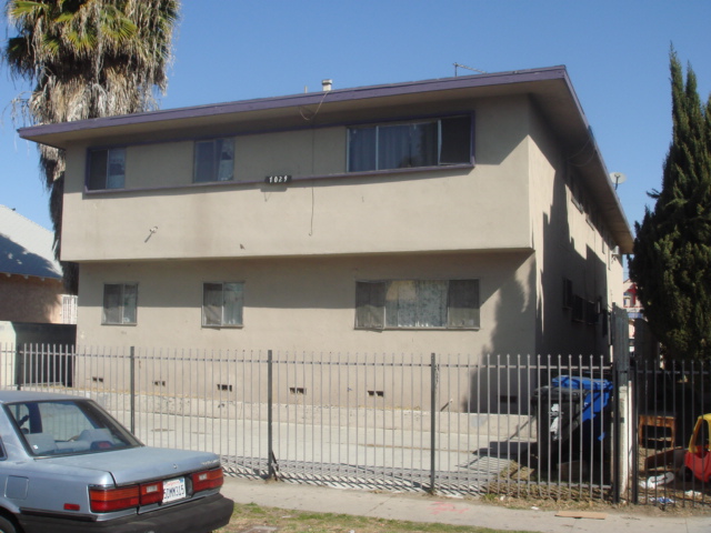 1029 E 45th St in Los Angeles, CA - Building Photo - Building Photo