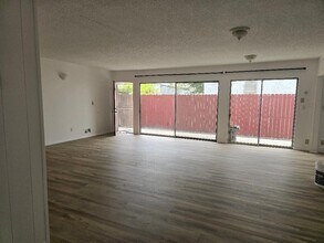 6124 Alcott St in Los Angeles, CA - Building Photo - Building Photo