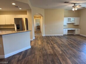 1502 SW 50th St in Cape Coral, FL - Foto de edificio - Building Photo