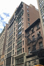 15 W 17th St in New York, NY - Building Photo - Building Photo