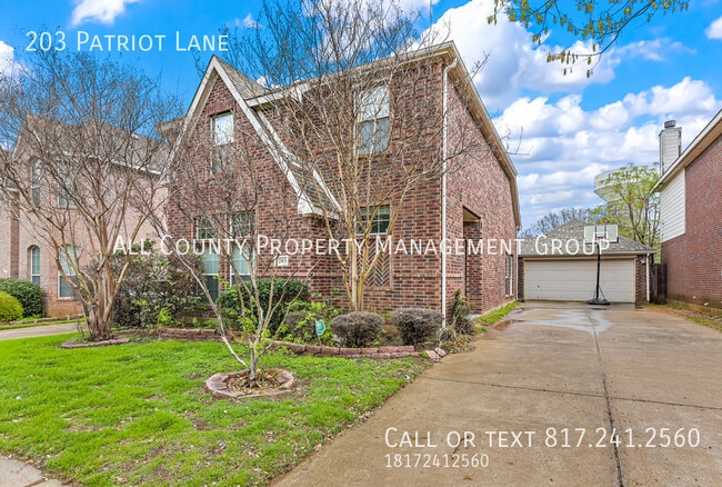 203 Patriot Ln in Euless, TX - Building Photo - Building Photo
