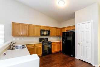 6060 N Leaping Foal St in North Las Vegas, NV - Building Photo - Building Photo