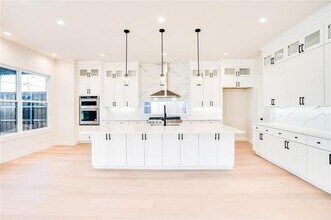 3611 S Versailles Ave in Dallas, TX - Building Photo - Building Photo