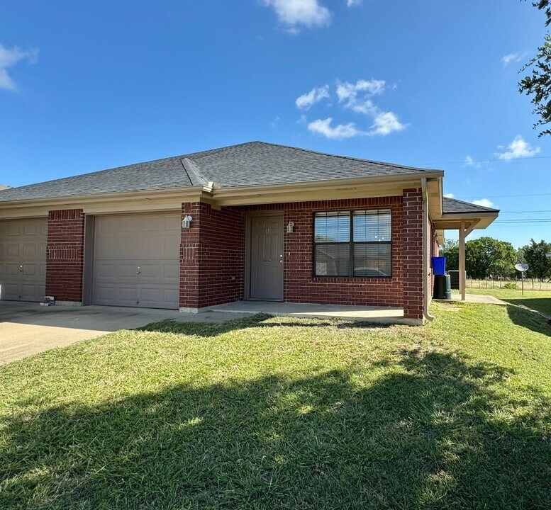 205 Janelle Dr in Copperas Cove, TX - Building Photo