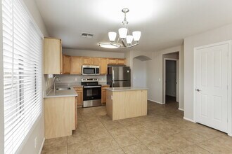3626 N 131st Dr in Litchfield Park, AZ - Foto de edificio - Building Photo