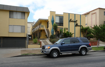 Hobart Manor in Los Angeles, CA - Building Photo - Building Photo