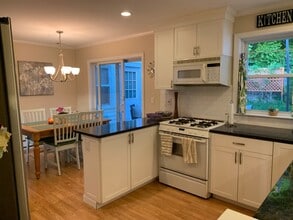231 Spiers Rd in Newton, MA - Building Photo - Building Photo