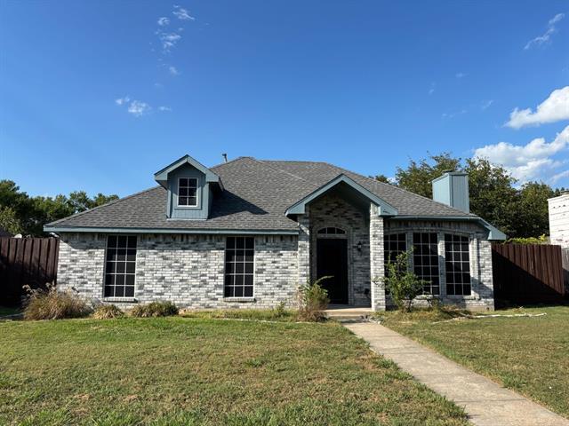 7609 Munich Dr in Rowlett, TX - Building Photo