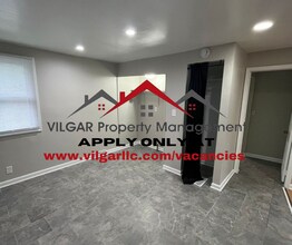 613 Longwood Dr in Michigan City, IN - Building Photo - Building Photo
