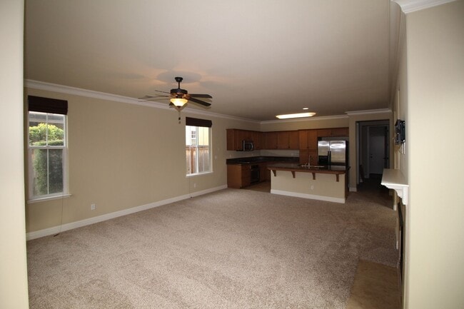 3856 Heritage Ave in Clovis, CA - Building Photo - Building Photo