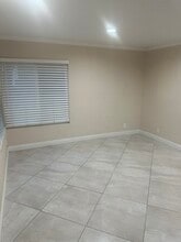 1102 S Citron St, Unit 1 in Anaheim, CA - Building Photo - Building Photo