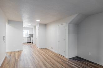 Dawson Village Apartments in Portland, OR - Foto de edificio - Interior Photo