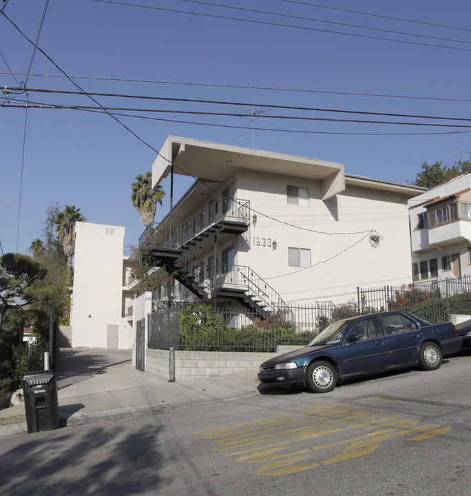 1633 Micheltorena St in Los Angeles, CA - Building Photo