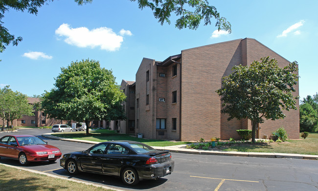 Albert House in Racine, WI - Building Photo - Building Photo