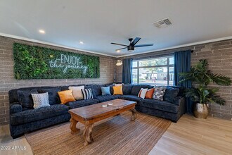 7535 E Princeton Ave in Scottsdale, AZ - Building Photo - Building Photo