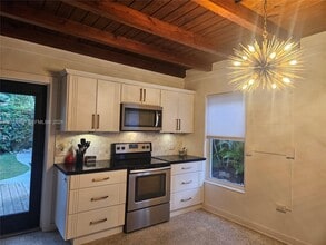 16 N Marlin Ave in Key Largo, FL - Building Photo - Building Photo