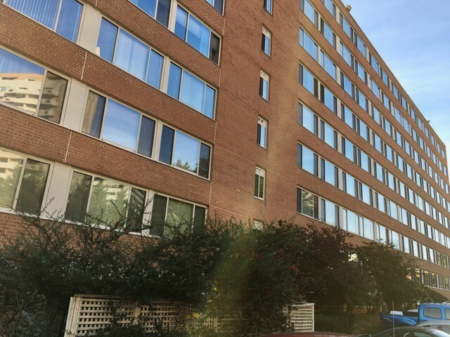 1210 N Taft St in Arlington, VA - Building Photo
