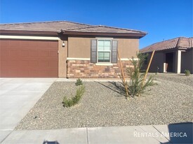 8905 E Pantano Bluff Dr