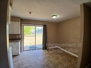 2006 Melisa Ln in Corpus Christi, TX - Building Photo - Building Photo