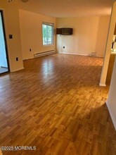 158 Cross Slope Ct in Englishtown, NJ - Building Photo - Building Photo