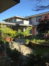 111 Elm St in San Mateo, CA - Building Photo - Building Photo