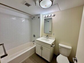 11 Winter St, Unit 903 in Boston, MA - Building Photo - Building Photo