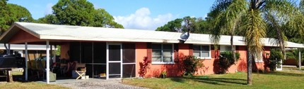 Englewood Apartments in Englewood, FL - Building Photo - Building Photo