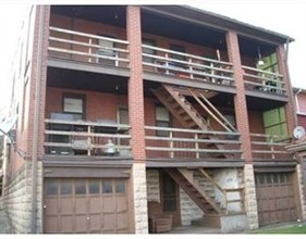 530-532 Ridge Ave in East Pittsburgh, PA - Building Photo - Building Photo