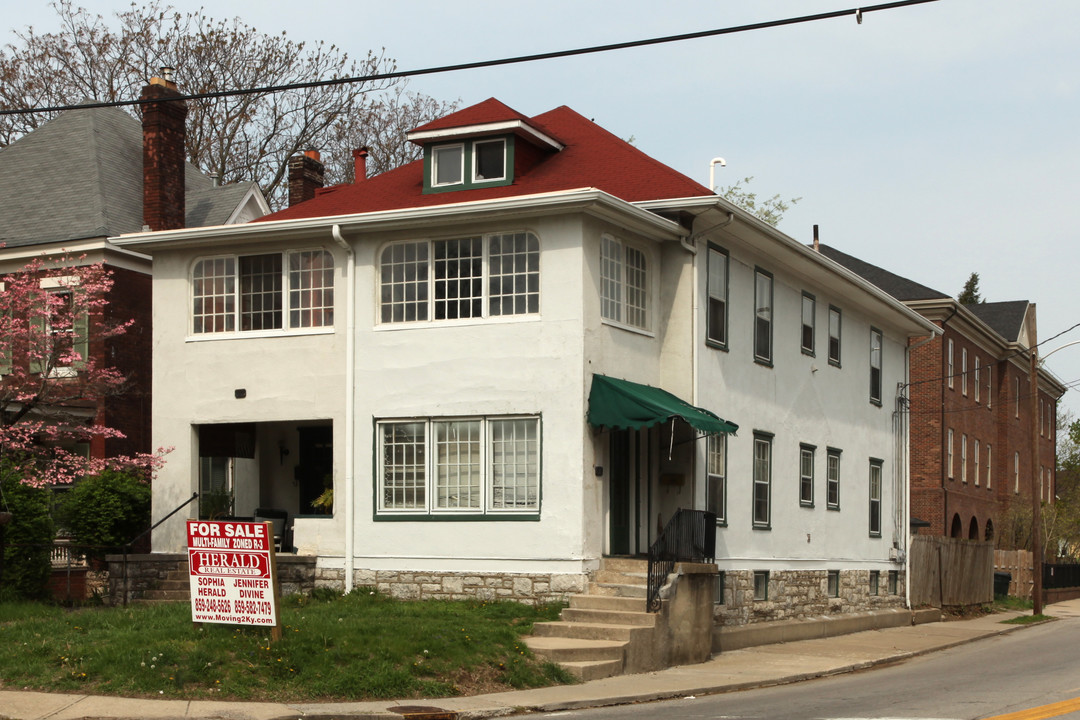 125-127 Woodland Ave in Lexington, KY - Building Photo