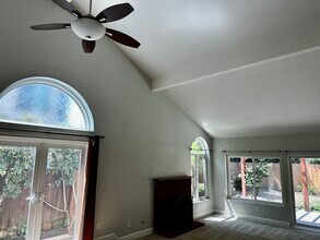 13890 Amber Sky Ln in San Diego, CA - Building Photo - Building Photo