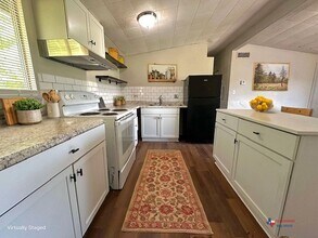 123 Stavena Rd in Wharton, TX - Building Photo - Building Photo