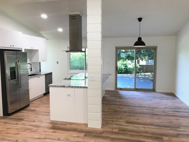 property at 620 S 42nd St