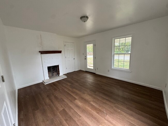 512 N Hill St in Greeneville, TN - Building Photo - Building Photo