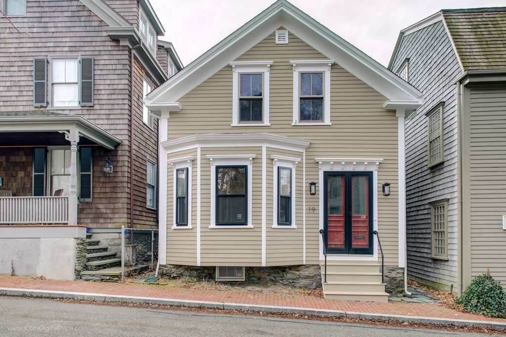 19 John St in Newport, RI - Building Photo